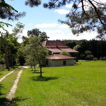 Semesterbostad Le Maine Au Bois